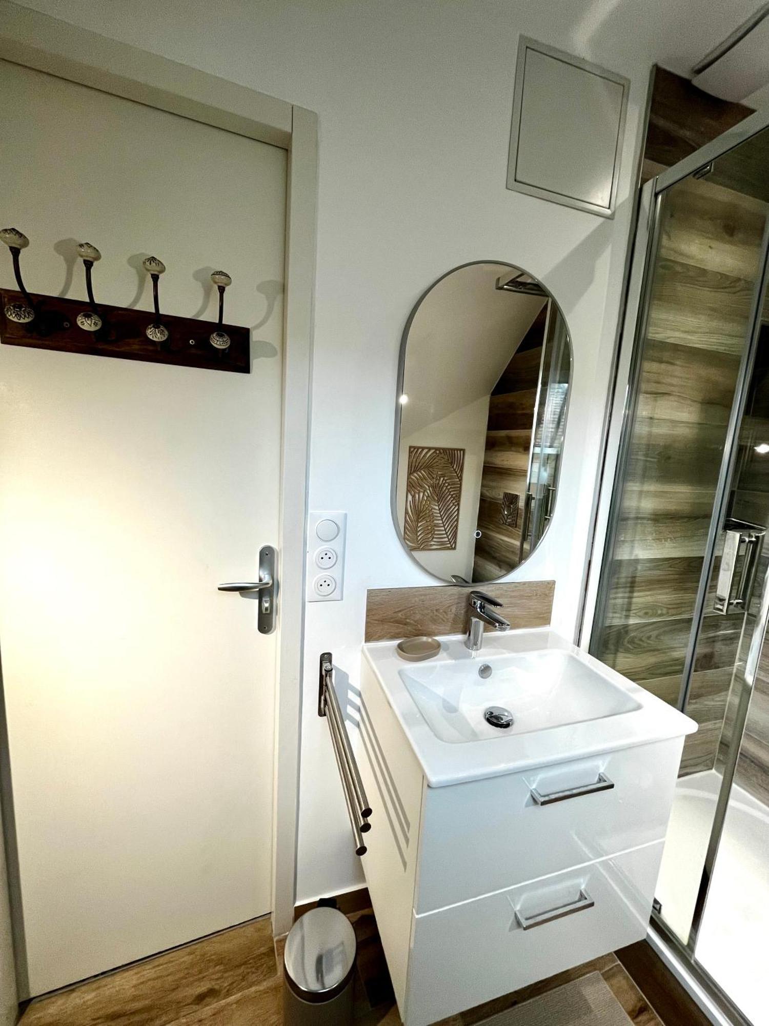 Le Cite Apartment Дижон Екстериор снимка